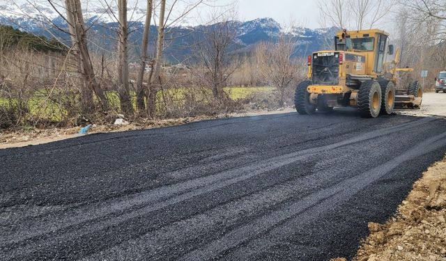 Büyükşehir, Andırın’da Mahallelerin Ulaşım Konforunu İyileştirmeyi Sürdürüyor!