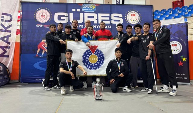 KSÜ’lü Güreşçilerden ÜNİLİG Türkiye Şampiyonası’nda Büyük Başarı!