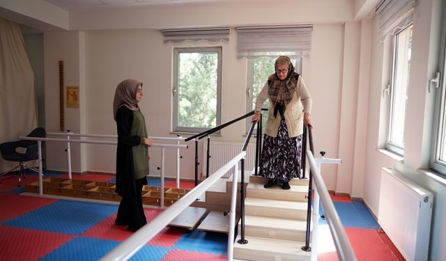 Aktif Yaşam Merkezi Yaşlıların Hayatına Değer Katmayı Sürdürüyor!