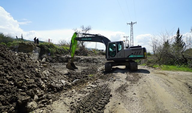 Kahramanmaraş Büyükşehir, Andırın Kırsalında Köprü Projesine Başladı