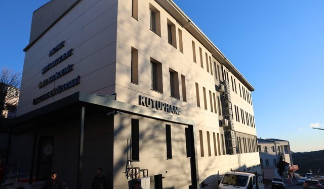 Andırın Halk Kütüphanesi Kapılarını Açıyor!