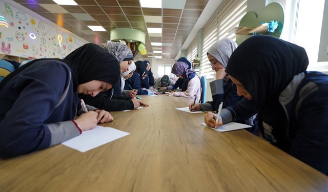 Kahramanmaraş’ta Geleceğin Yazarlarına İlham Veren Atölye