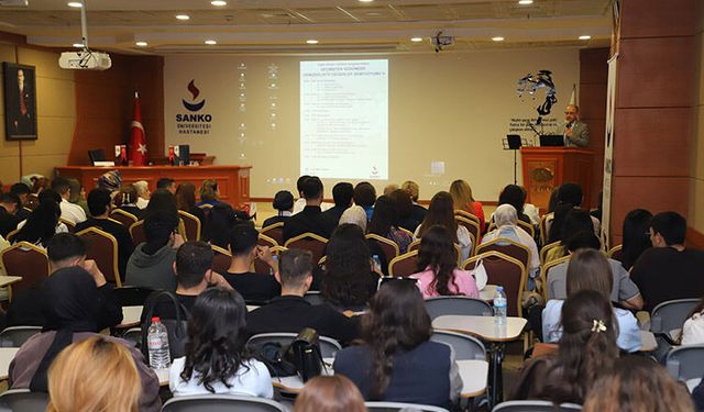 SANKO Üniversitesi’nde “Geçmişten Günümüze Hemşirelikte Değerler Sempozyumu” Düzenlendi