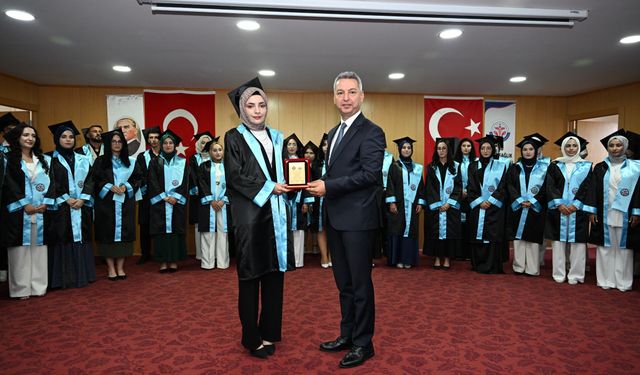 Afşin Sağlık Yüksekokulunda Mezuniyet Coşkusu!