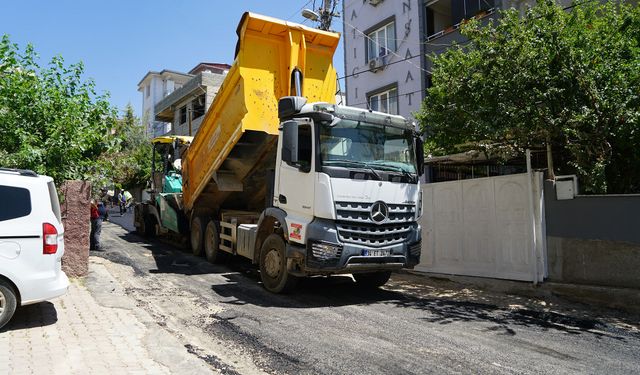 Aslanbey Mahallesi’nde Asfalt Mesaisi Başladı!
