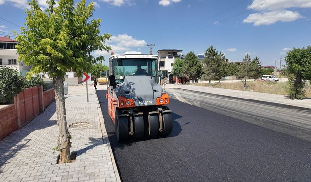 Büyükşehir, Elbistan’daki Tepebaşı Caddesi’nde Asfalt Mesaisine Başladı!