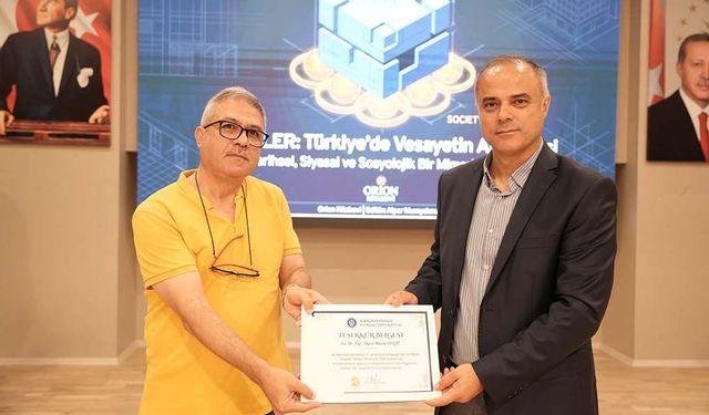 KİÜ’de "Yüzyıllık Tehditler Karşısında Türk Demokrasisi" Konferansı
