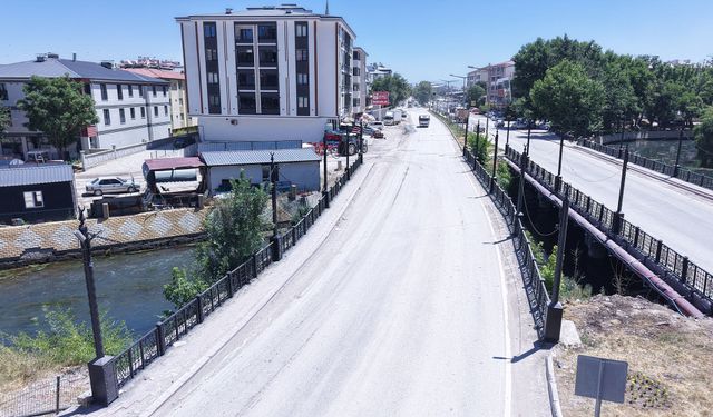 Elbistan’daki Köprüler Büyükşehir’in Dokunuşuyla Yenileniyor!