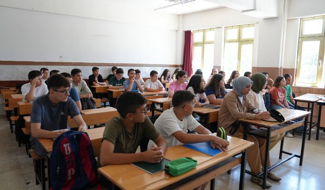 Gençler Yaz Tatilini Pusula Maraş Akademileriyle Verimli Geçiriyor!