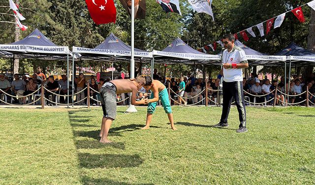 26 Yıllık Hasret Sona Erdi; Geleneksel Ağustos Fuarı Güreşleri Başladı