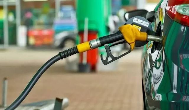 Akaryakıta akla ziyan zam! Litre Fiyatı 90 TL’yi Aşacak