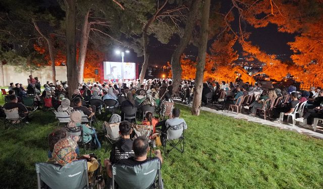 Kahramanmaraş Kalesinde vatandaş sinemayla buluştu!