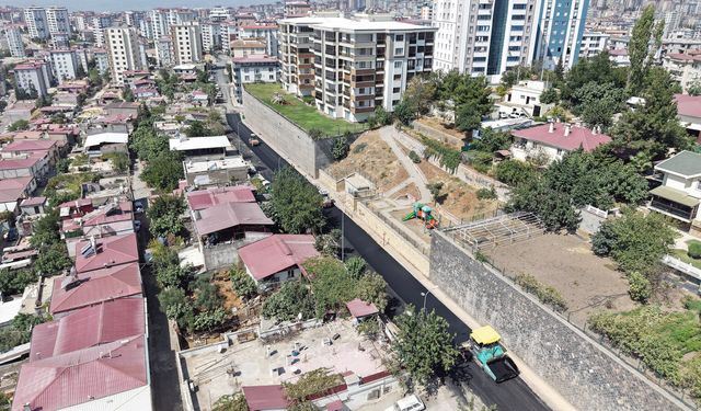 Büyükşehir, Kâtip Çelebi Caddesi’nde Asfalt Mesaisini Sürdürüyor!