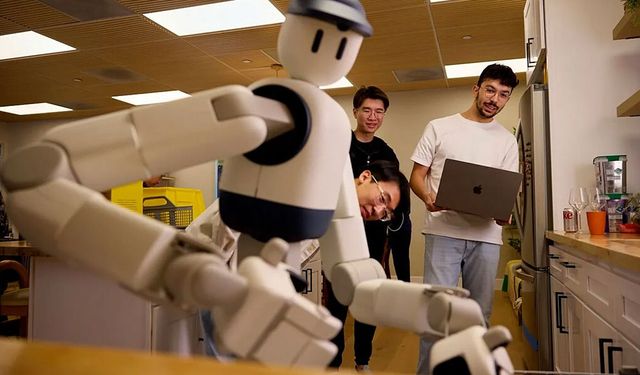 Evler için ucuz insansı robot üretimi başlıyor