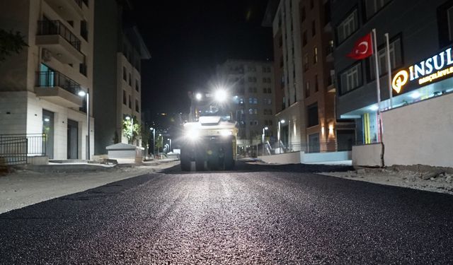 Büyükşehir, Yenişehir’deki Kapsamlı Dönüşümünü Gece Gündüz Sürdürüyor