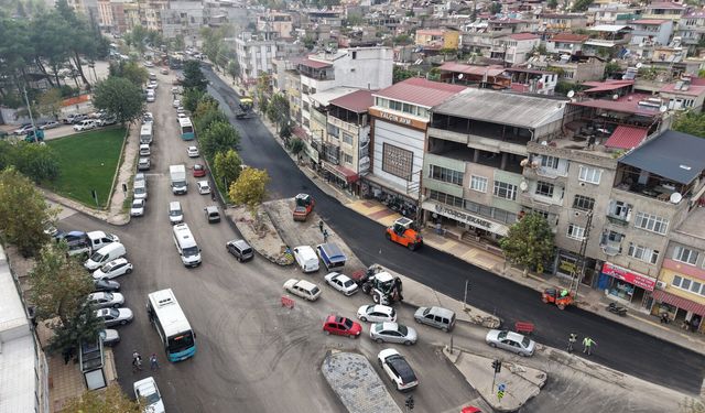 Kahramanmaraş’ta Asfalt Mesaisi 4 İlçe 24 Farklı Noktada Sürecek!
