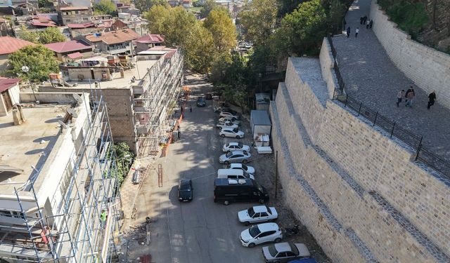 Büyükşehir, Tarihi Adayı Yeni Bir Görünüme Kavuşturuyor!