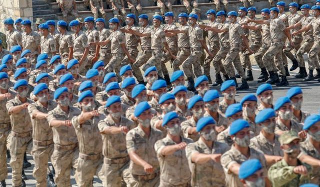 Uzman erbaşlara zati demirbaş tabanca hakkı!