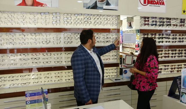 Mersin’de Aşı olana gözlük indirimi