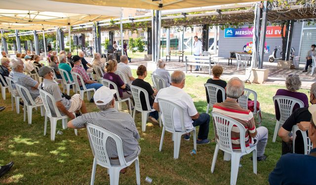 Mersin’de yaşlılar Alzheimer konusunda bilgilendirildi