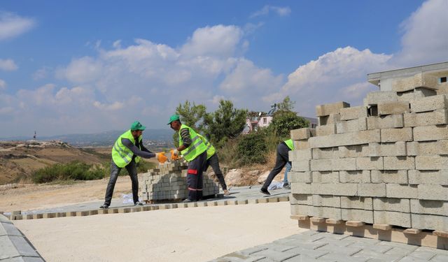 Toroslar Belediyesinden kilit parke çalışması