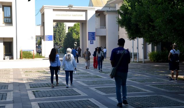 Mersin Üniversitesi'nde yüz yüze eğitim başladı