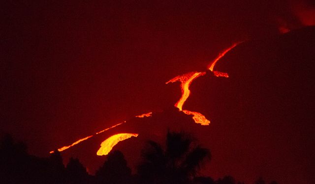 La Palma’daki yanardağ faaliyetlerinin yakın zamanda bitmesi beklenmiyor