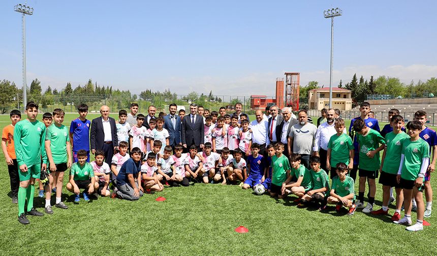 Kahramanmaraş’ta Karacasu-Ferhuş Futbol Sahası Açıldı!