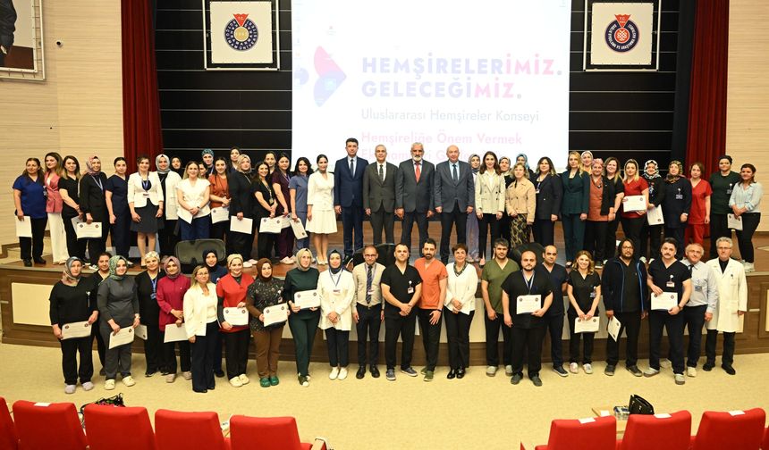 KSÜ’de hemşirelerle ilgili konferans!