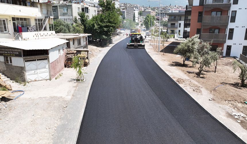 Kahramanmaraş’ta Azerbaycan Mahallesi’nde Yolları Asfaltlanıyor!