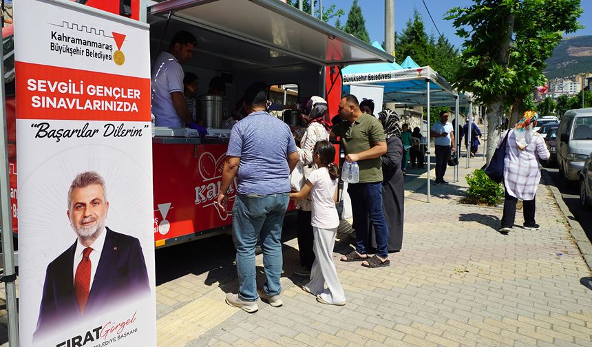 Büyükşehir, Öğrenci ve Velilerin LGS Heyecanına Ortak Oldu!