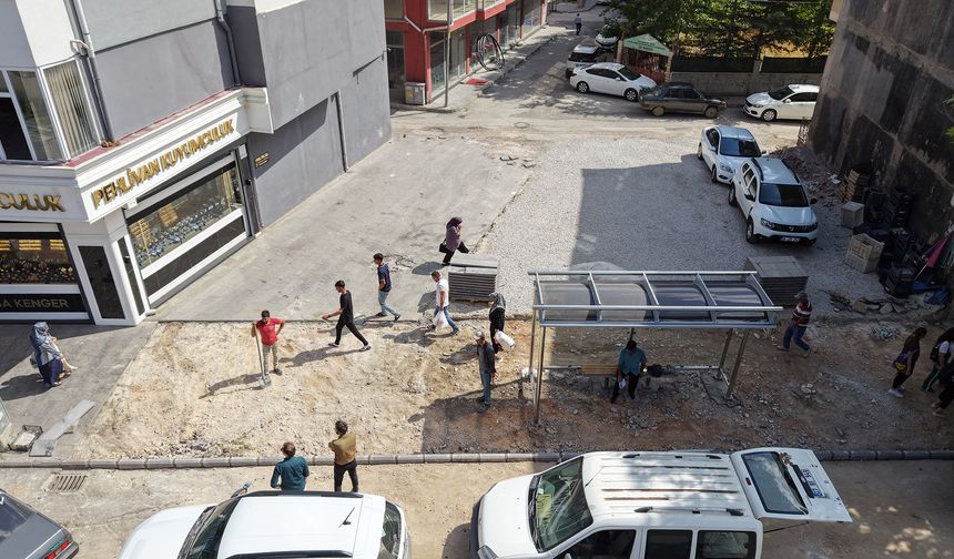 Kahramanmaraş Büyükşehir Göksun’da Yürüyüş Yollarını Yenileniyor!