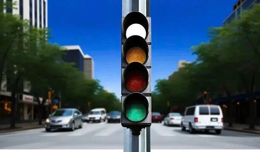 Trafikte Beyaz Işıklı Yeni Dönem Başlıyor!