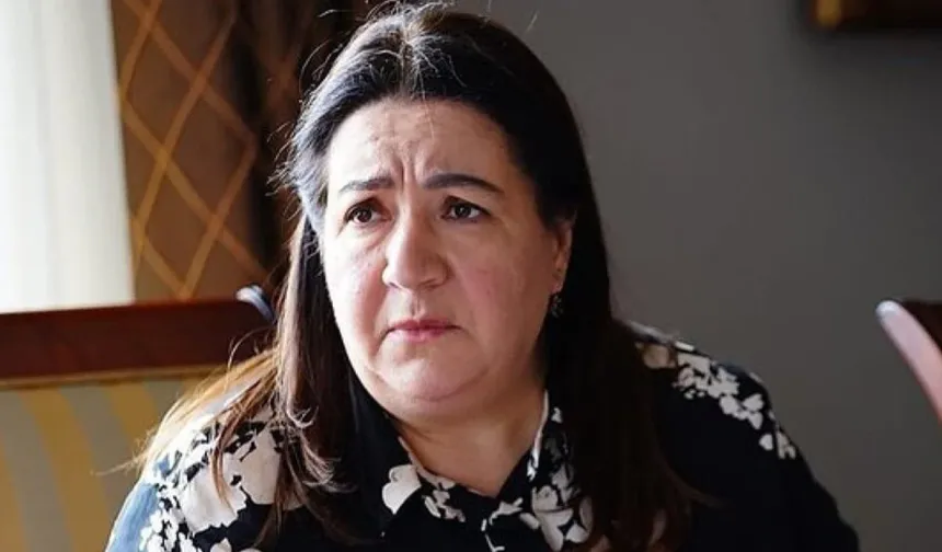 Kıskanmak Dizisi Döndü Karakteri Kimdir? Hülya Duyar Kimdir, Nerelidir?