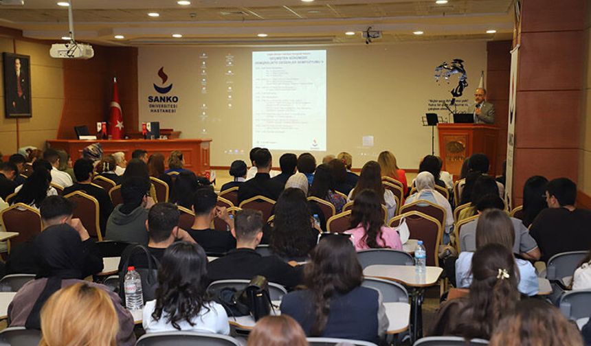 SANKO Üniversitesi’nde “Geçmişten Günümüze Hemşirelikte Değerler Sempozyumu” Düzenlendi