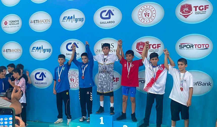 Kahramanmaraş güreşi Ankara’da Zirveye çıktı
