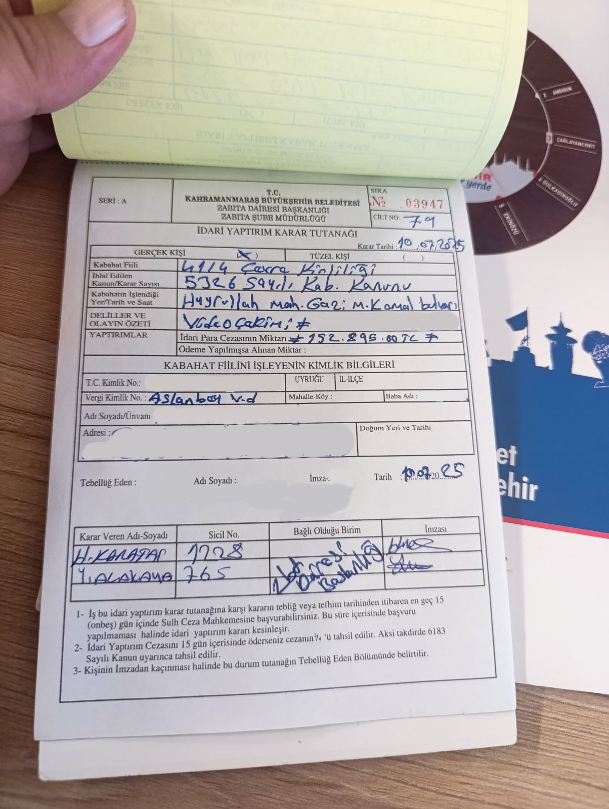 15D81E9B 332F 4E73 8B29 C03Cbd83F8D9