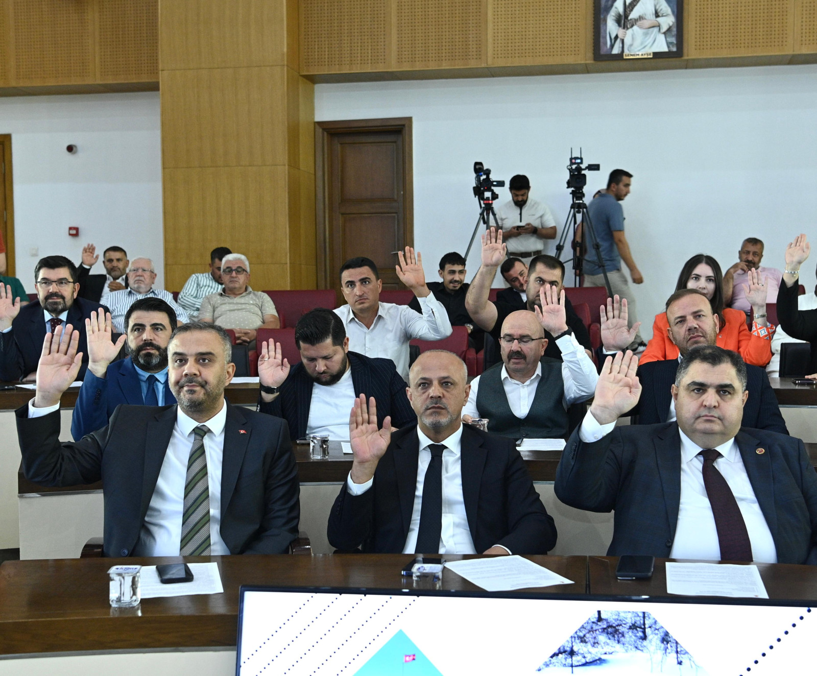 Meclis Toplantisi 3