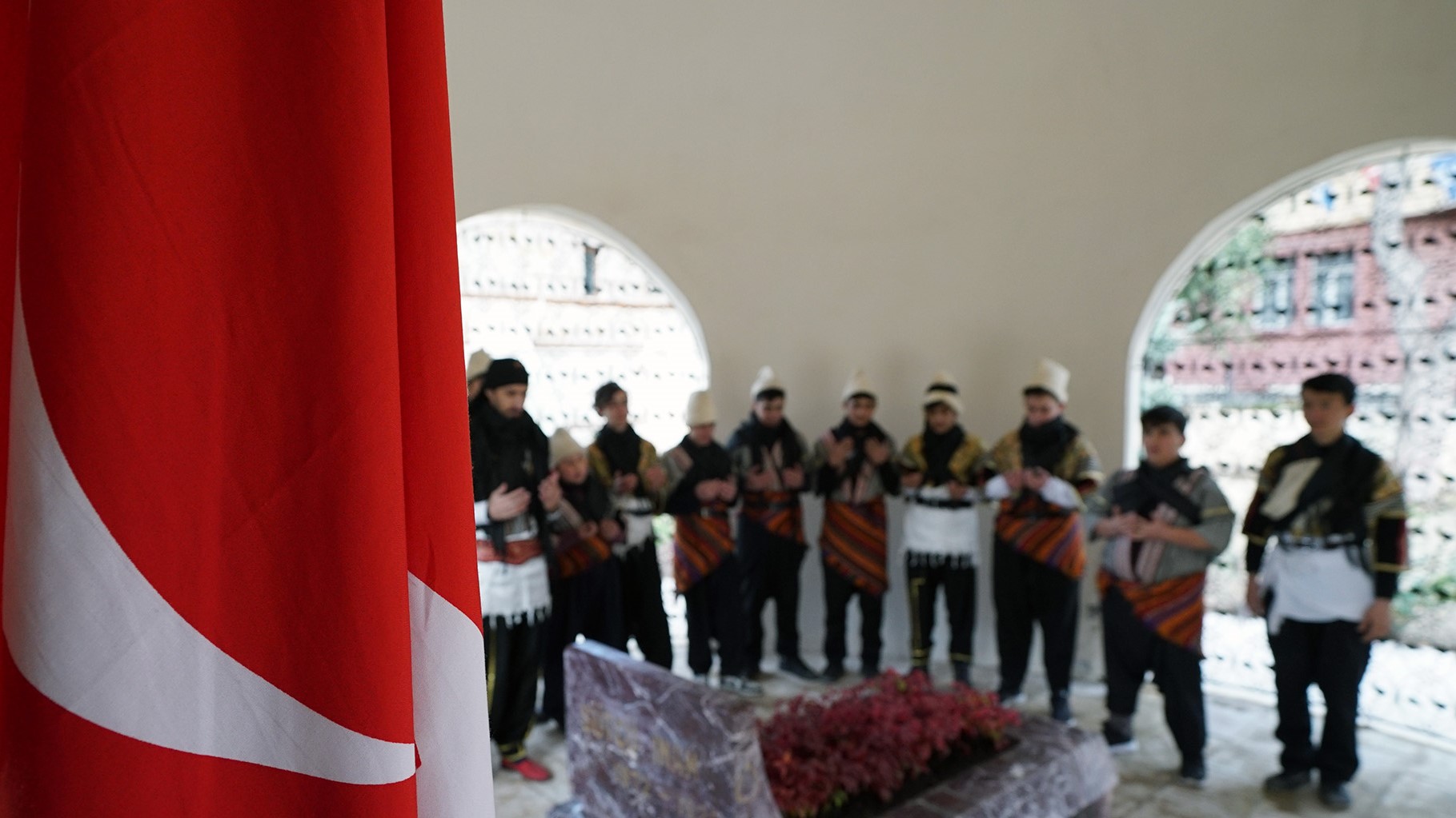 Sütçü İmam Kabri