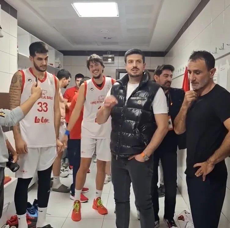 11Dbc12E C7A1 4110 B419 B16Da3E1Ee9C