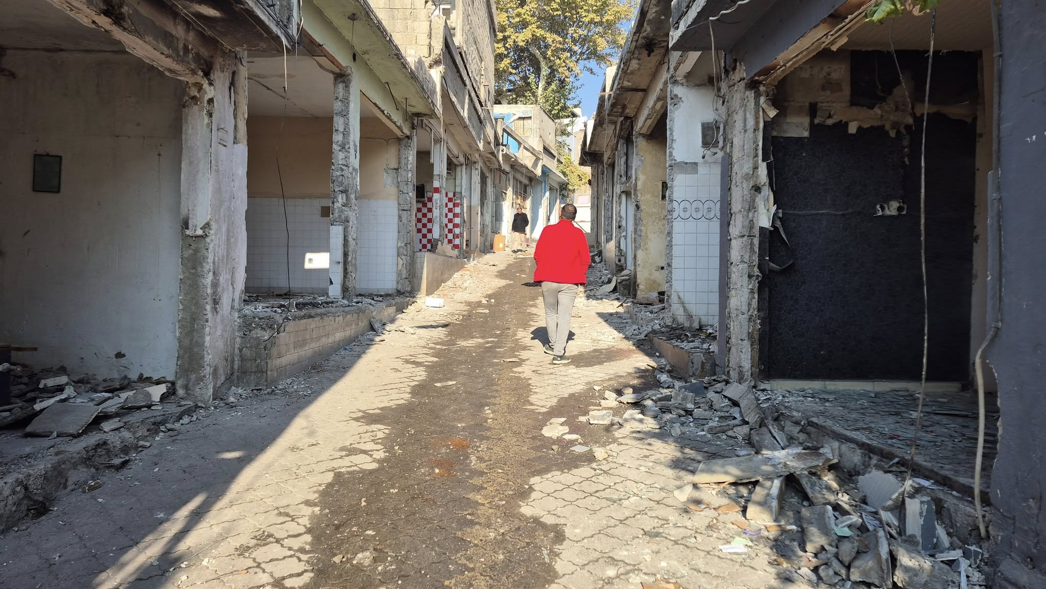 591749842 25441635588764392 3326232750113387679 N