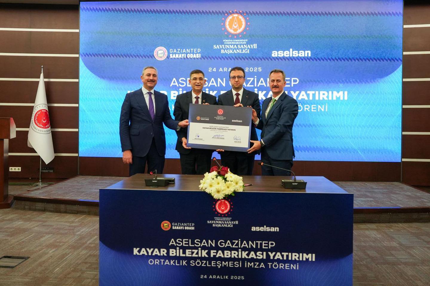 605706431 1406523004169891 1695310192736097742 N