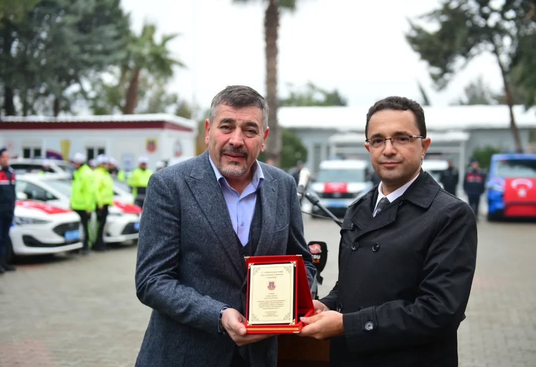 609739942 17861102325569096 3165527728841051552 N