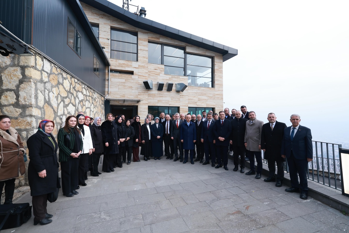 617411248 18443948746098238 8744973207226919901 N