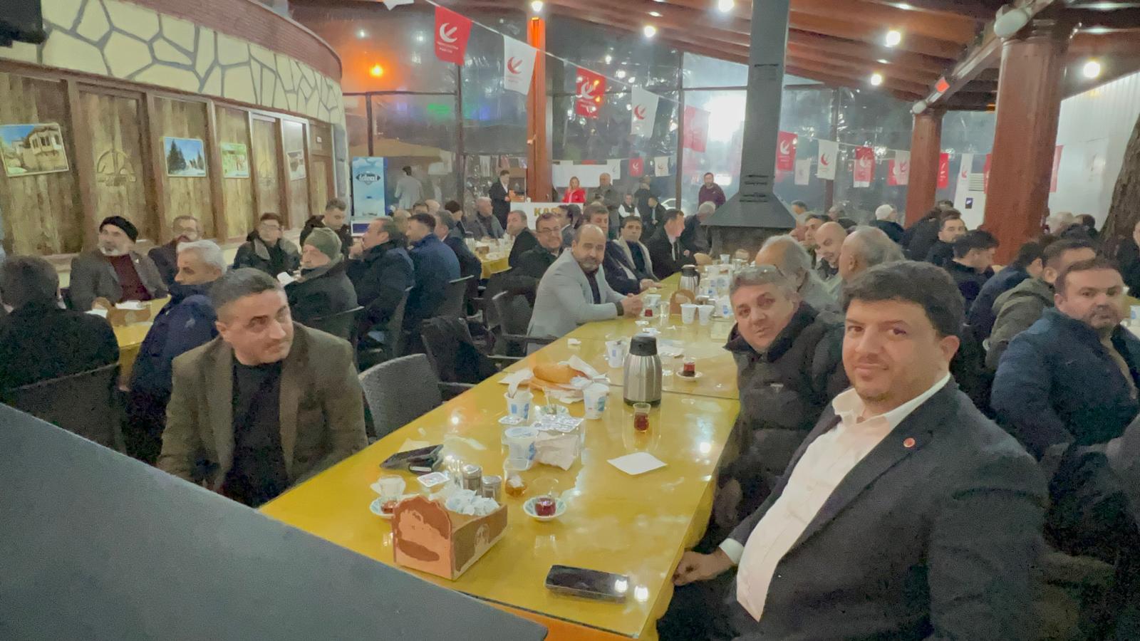 73503De8 E635 479D 9372 F156Fa287F0B