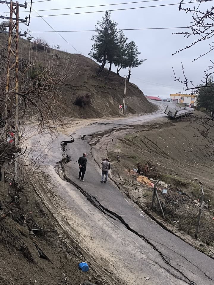 634639870 18314748562252630 245213559542546676 N