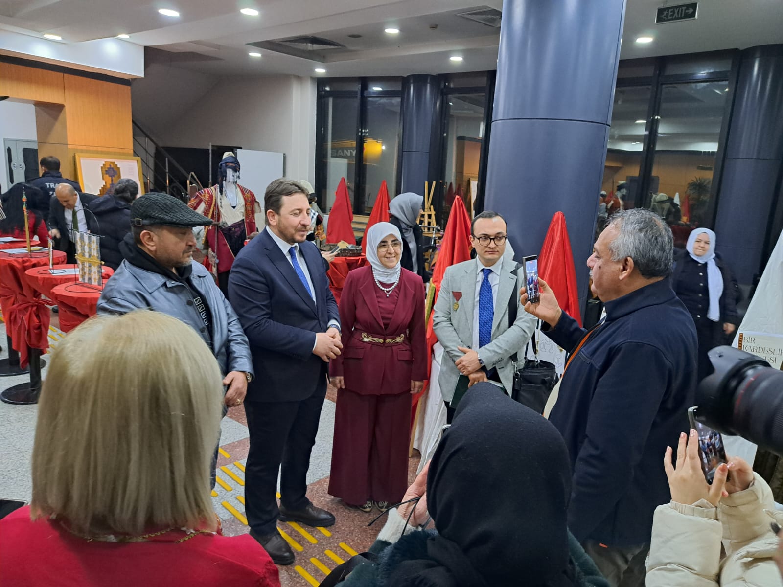 C58F4357 80Ab 4348 8D6F 3Bbec32756A0