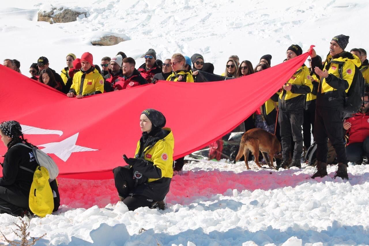 97A4637A 79B6 413B 94Cb A9F0F8C2E893