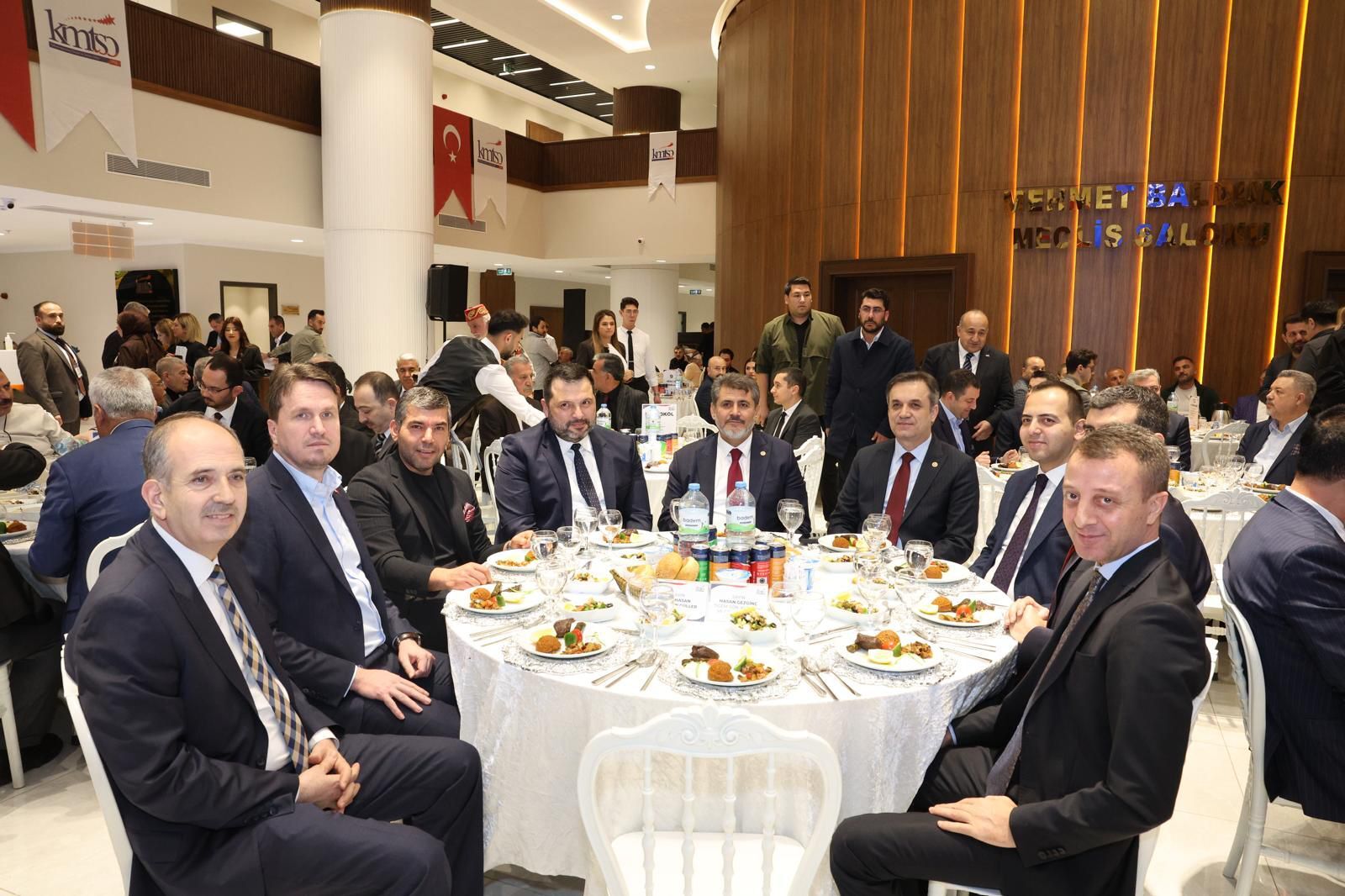 Cd9A456B 2248 47Fc Ba36 Bf75Db3528Cd