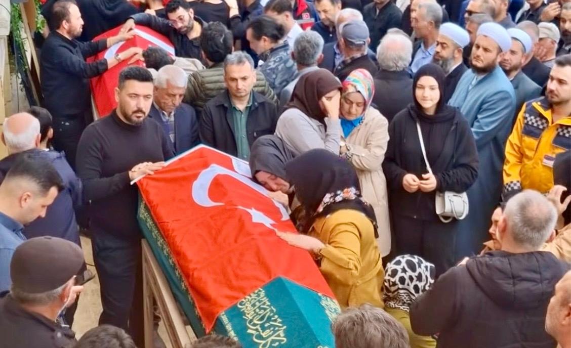 50E2B54E 0C1B 4D78 81D4 640E6708D410